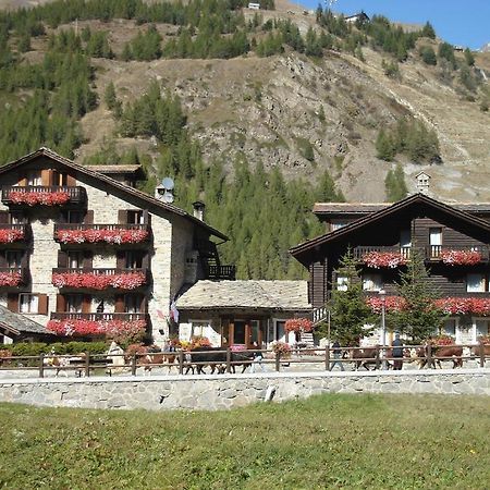 Petit Hotel Cogne Zewnętrze zdjęcie
