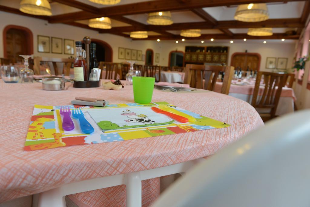 Petit Hotel Cogne Zewnętrze zdjęcie