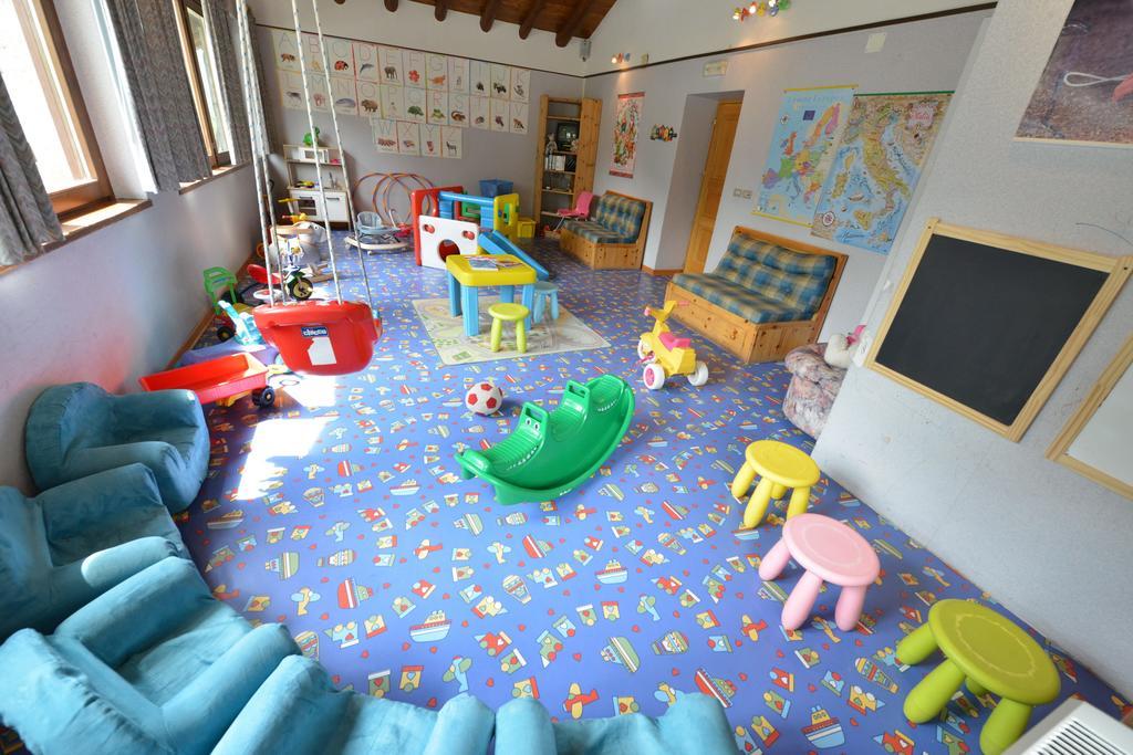 Petit Hotel Cogne Zewnętrze zdjęcie