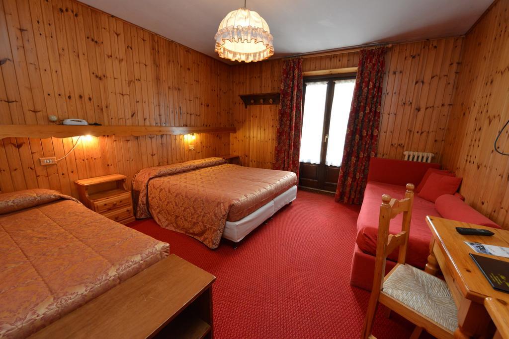 Petit Hotel Cogne Zewnętrze zdjęcie