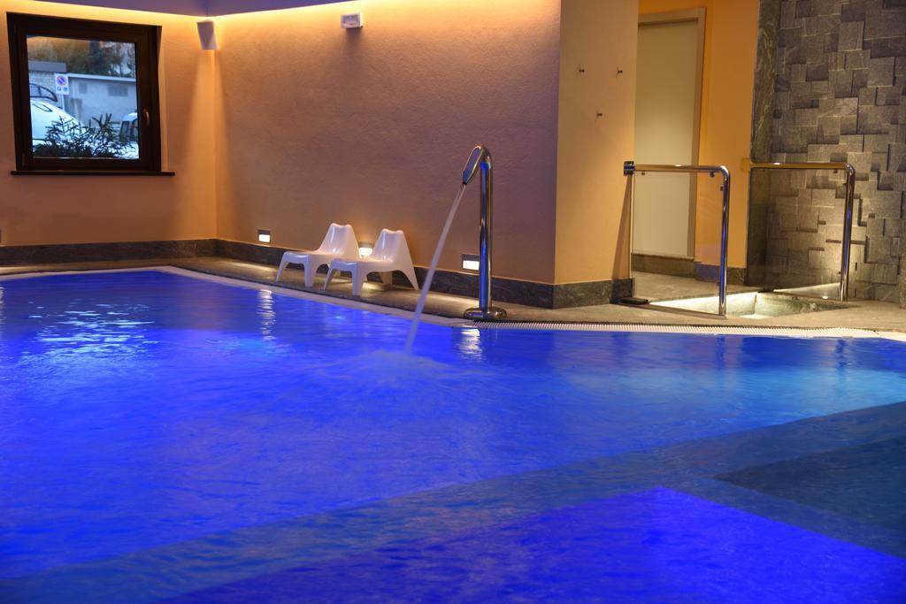 Petit Hotel Cogne Zewnętrze zdjęcie