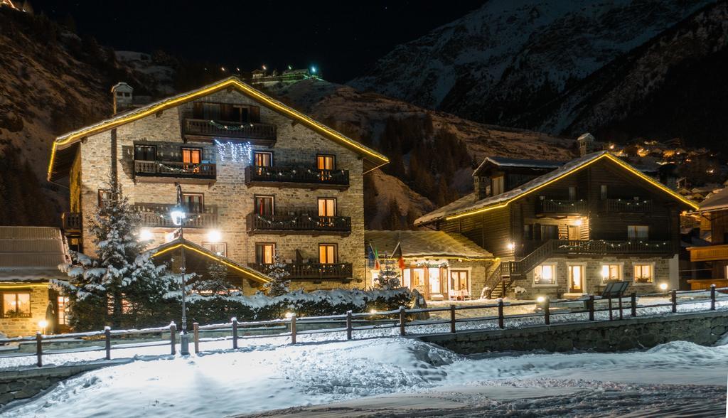 Petit Hotel Cogne Zewnętrze zdjęcie